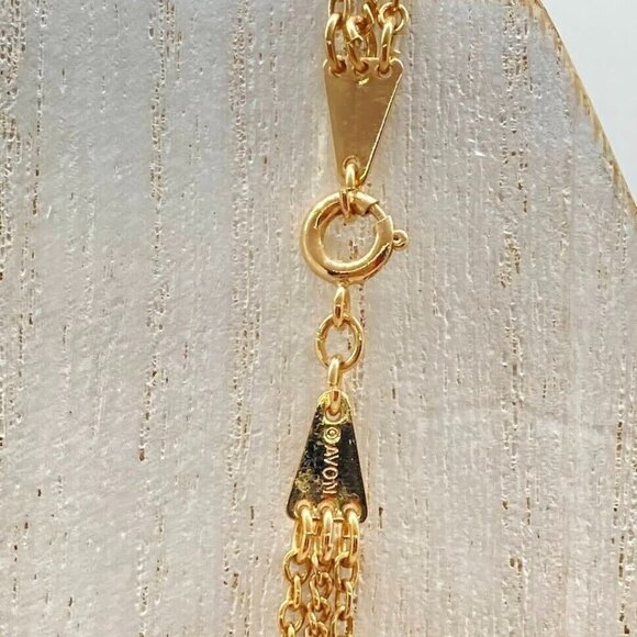 Avon Necklace Multi Strand 15.5" Station Mother of Pearl Vintage Gold Tone - Picture 8 of 8